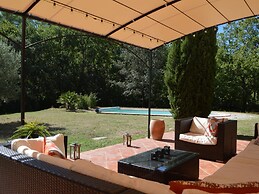 House in Montfort-sur-argens With Garden