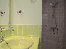 House in Montfort-sur-argens With Garden