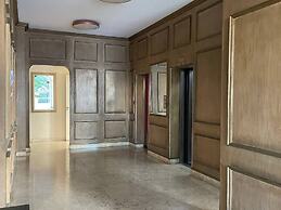 Maison Champs Elysees