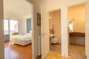 Sky Sea Apartment by Wonderful Italy