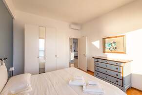 Sky Sea Apartment by Wonderful Italy