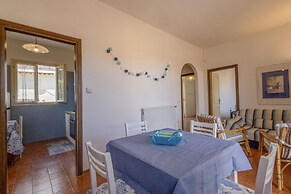 Quiet Apartment by Wonderful Italy