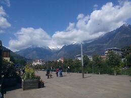 Majestic Apartment in Meran