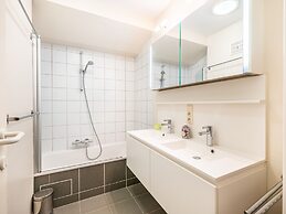 Nice Apartment Close to the sea and Center