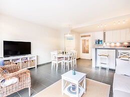 Nice Apartment Close to the sea and Center