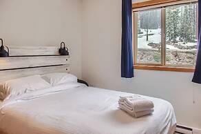 Snowy Creek by Okanagan Premier