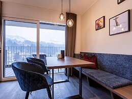 Studio With Balcony on the ski Slopes