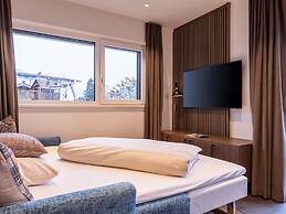 Studio With Balcony on the ski Slopes