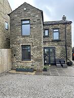 Lovely 3-bed House in Holmfirth