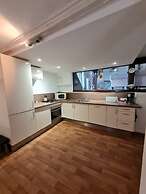 Beautiful Holiday Home With Lake 15min by Bike