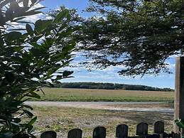 Beautiful Holiday Home With Lake 15min by Bike