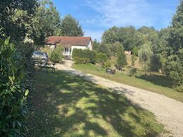 Beautiful Holiday Home With Lake 15min by Bike