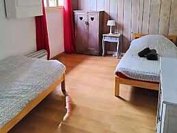 Beautiful Holiday Home With Lake 15min by Bike