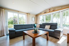 Detached Chalet With a Panoramic View!