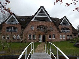 8 Bohler Brise Modern Retreat