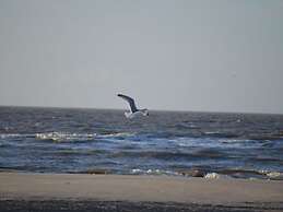 8 Bohler Brise Modern Retreat