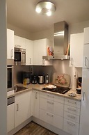 8 Bohler Brise Modern Retreat