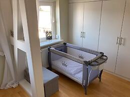 Summit Happiness at the Purple Beech