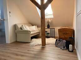 Summit Happiness at the Purple Beech