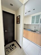 Mactan Newton Condo with Pool Access