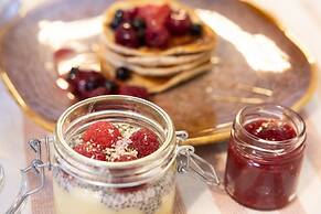 Cozinest Eco Apartment Plant Based Breakfast Included