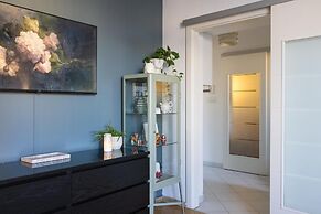 Cozinest Eco Apartment Plant Based Breakfast Included