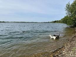 Milan Modern Retreat