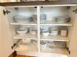 Milan Modern Retreat