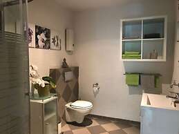 Cosy Apartment Near Center
