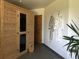 Cosy Apartment Near Center