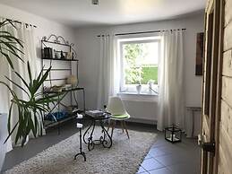 Cosy Apartment Near Center