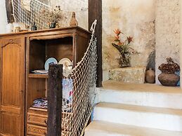 Unique Troglodyte House in the Loire Valley!