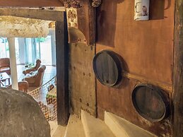 Unique Troglodyte House in the Loire Valley!