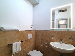 Cosy Apartment by the sea