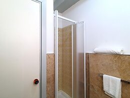 Cosy Apartment by the sea