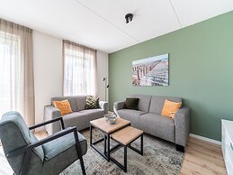 Your Coastal Retreat With Pool