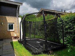 Comfortable Family and Friends House With Wellness