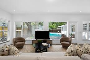 Memory Lane - Family Home With Pool