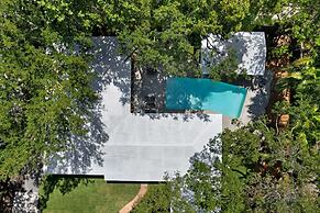 Memory Lane - Family Home With Pool
