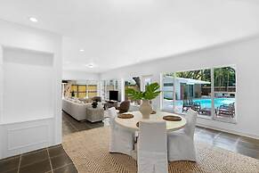 Memory Lane - Family Home With Pool