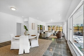 Memory Lane - Family Home With Pool