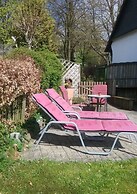 Modern Retreat by the Lake