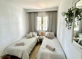 Chic Menorca apartment near the beach