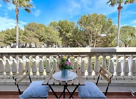 Chic Menorca apartment near the beach