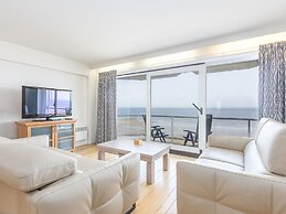 Apartment With Cosy Terrace