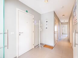 Great Apartment Located Directly Near Dunes