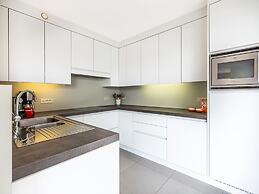 Great Apartment Located Directly Near Dunes