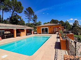 Luxury Property With Private Pool