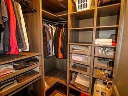 Luxury Property With Private Pool