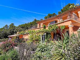 Luxury Property With Private Pool